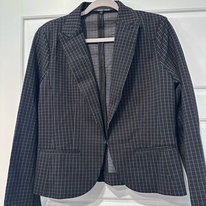 NWT!!! Amanda & Chelsea Black Checkered Blazer